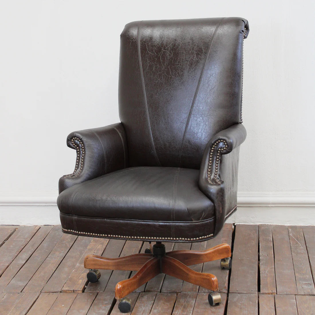 Silla Ejecutiva Vintage | Casa Perlo